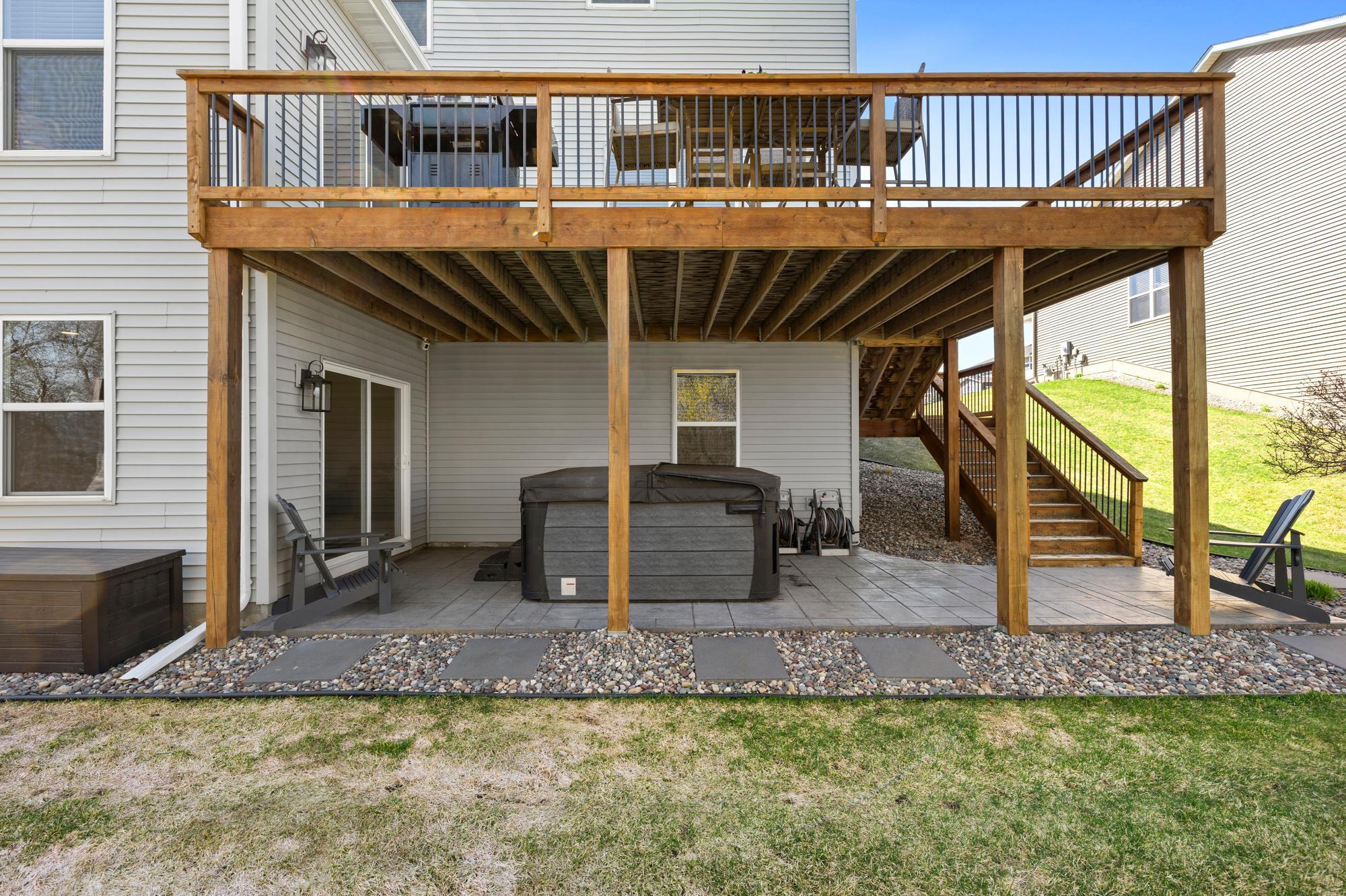 10834 Knollwood Court
