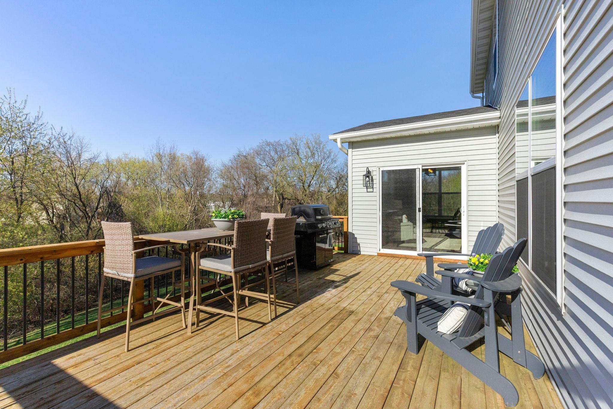 10834 Knollwood Court