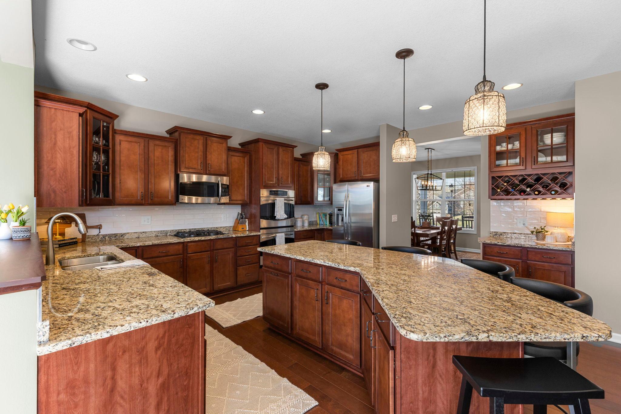 10834 Knollwood Court