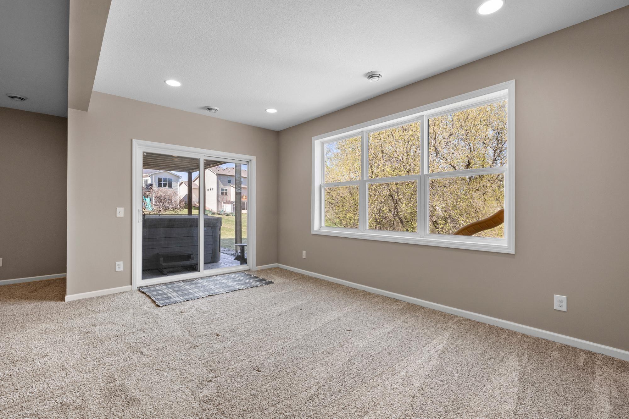 10834 Knollwood Court