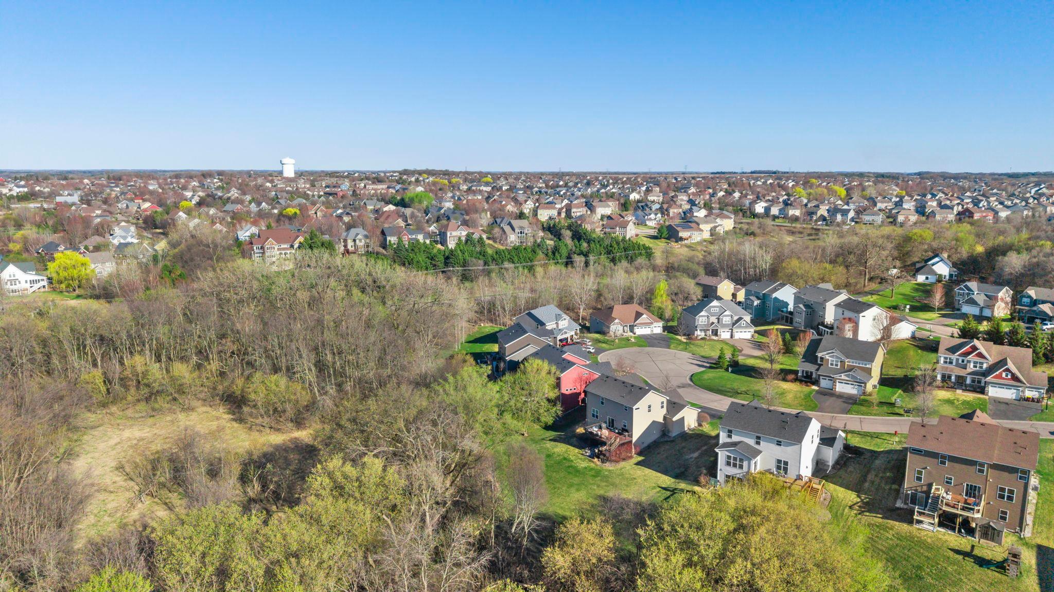 10834 Knollwood Court