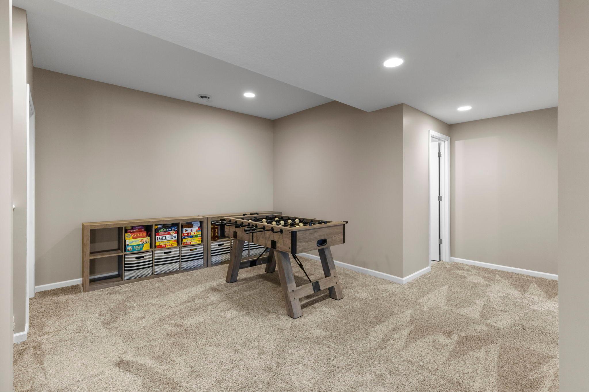 10834 Knollwood Court