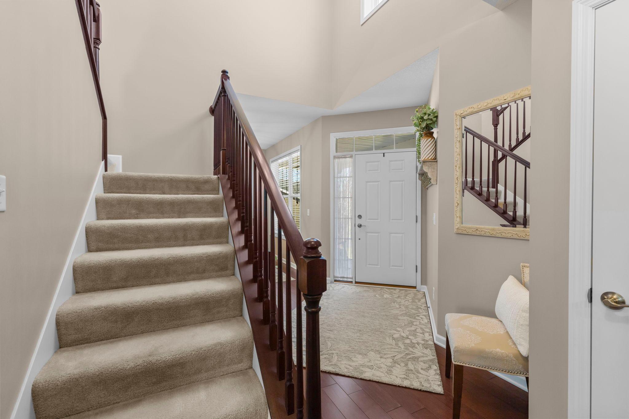 10834 Knollwood Court