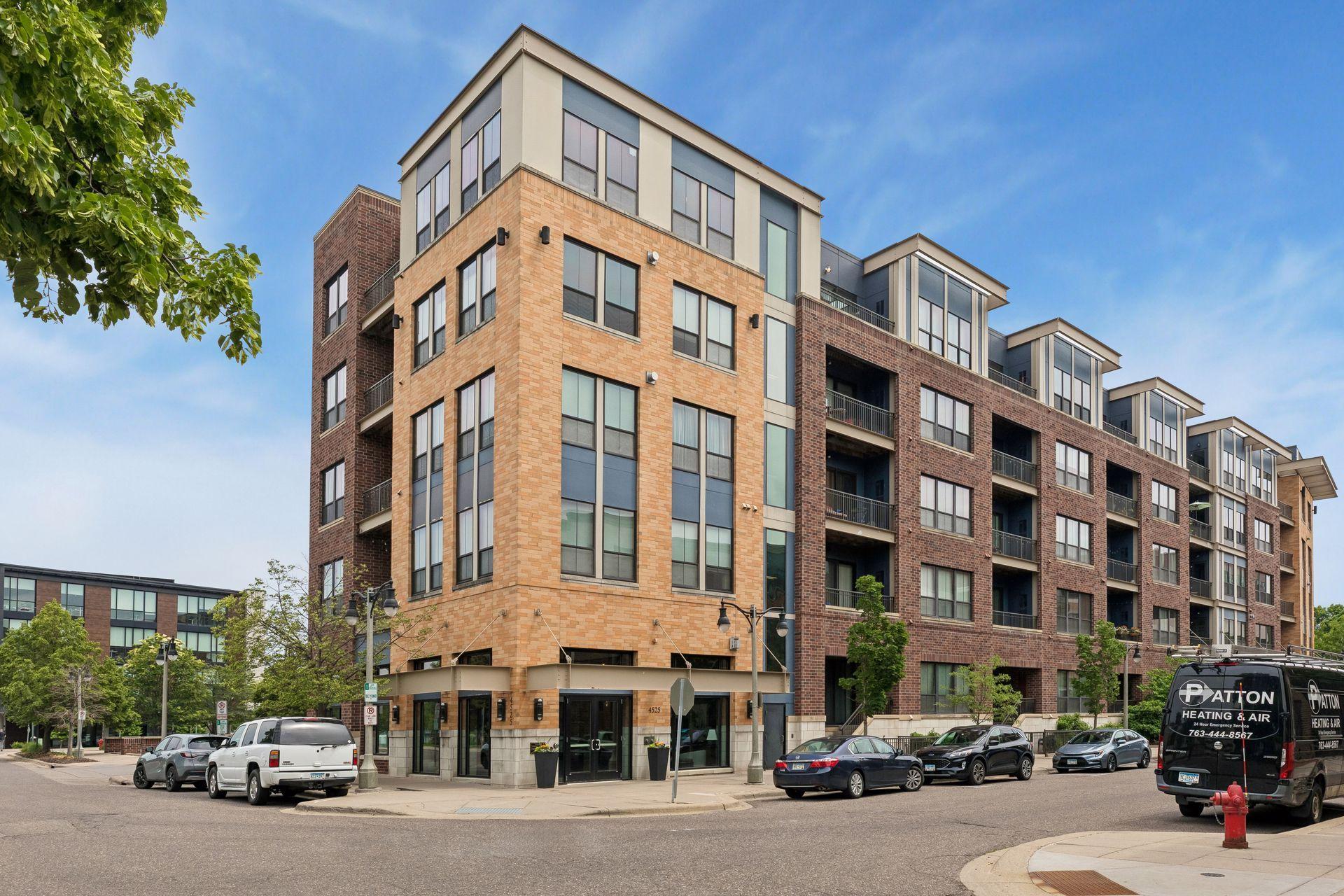 4525 Park Commons Drive Unit: 319