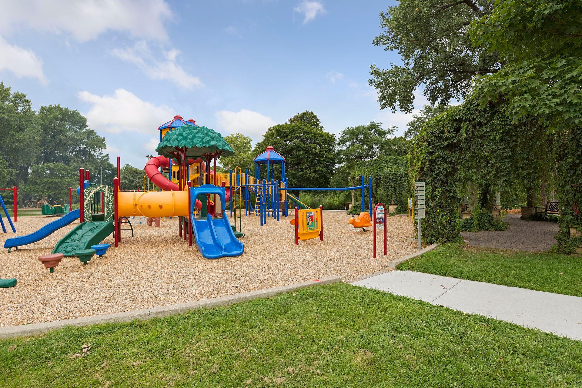 4525 Park Commons Drive Unit: 319