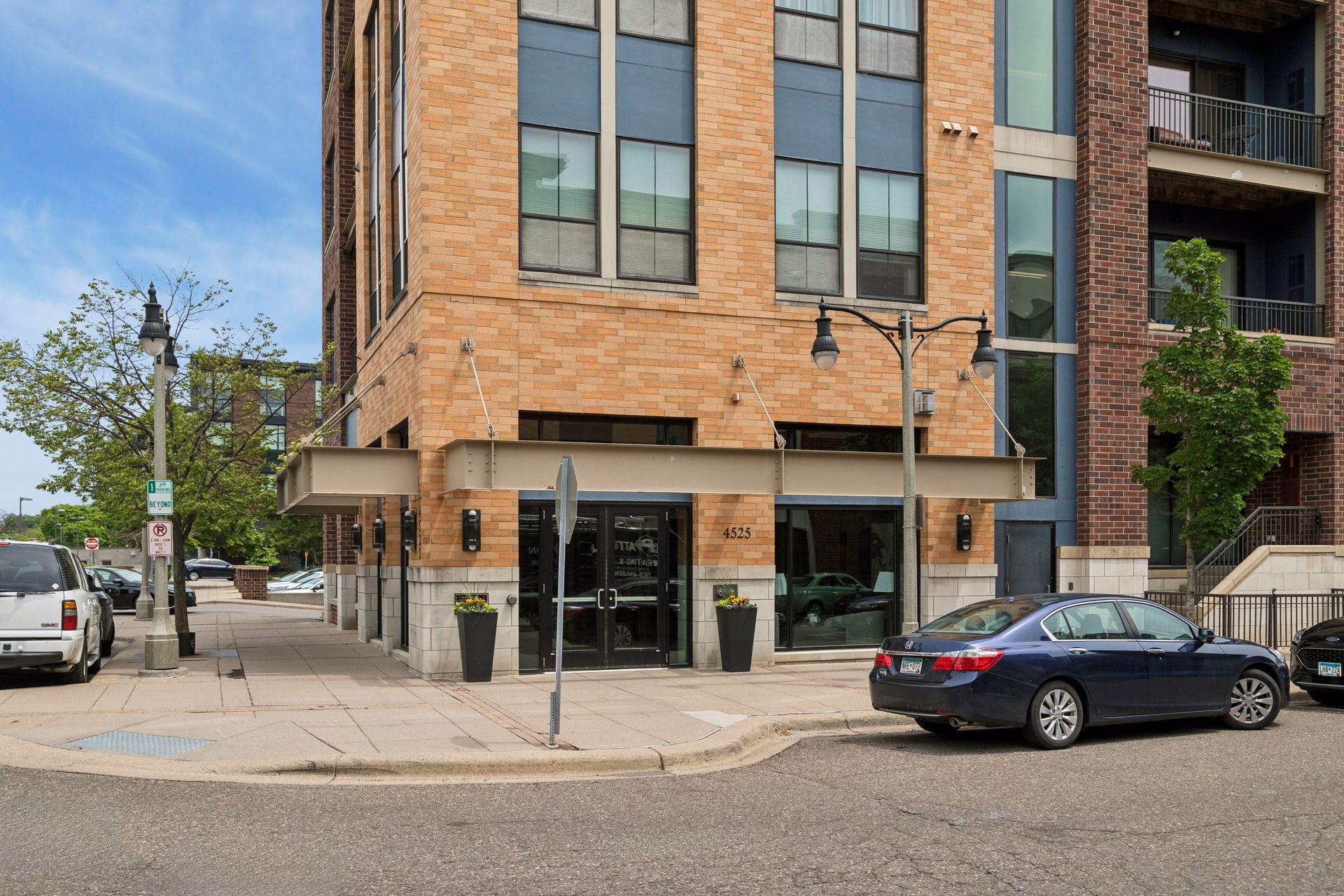 4525 Park Commons Drive Unit: 319