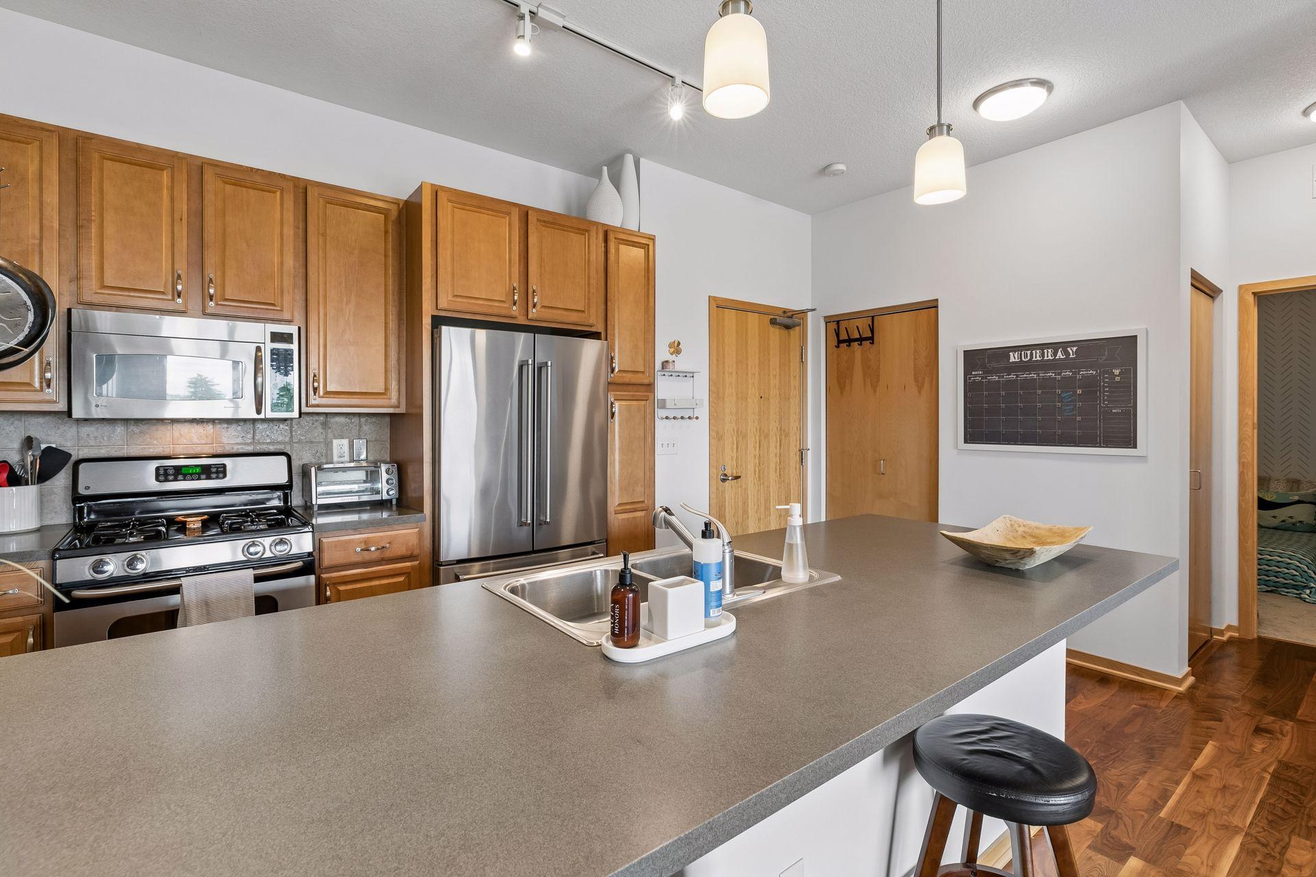 4525 Park Commons Drive Unit: 319