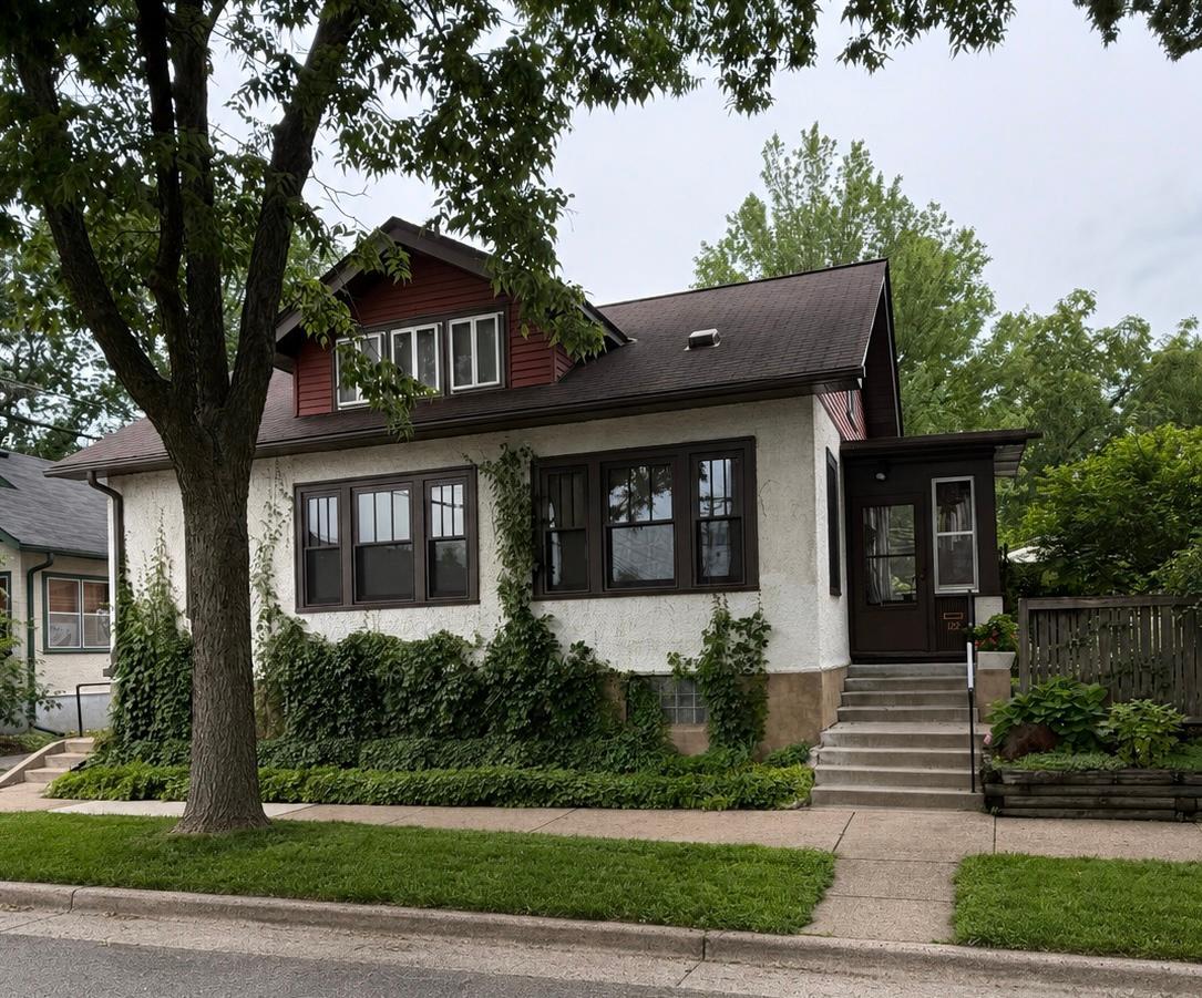 12 E 39th Street
