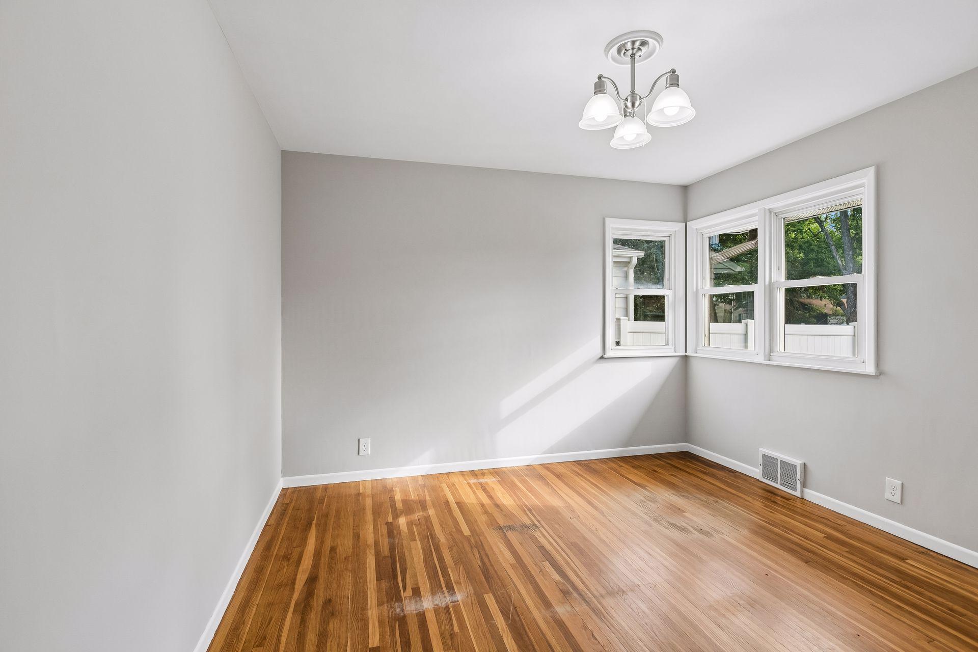 5318 Kentucky Avenue N