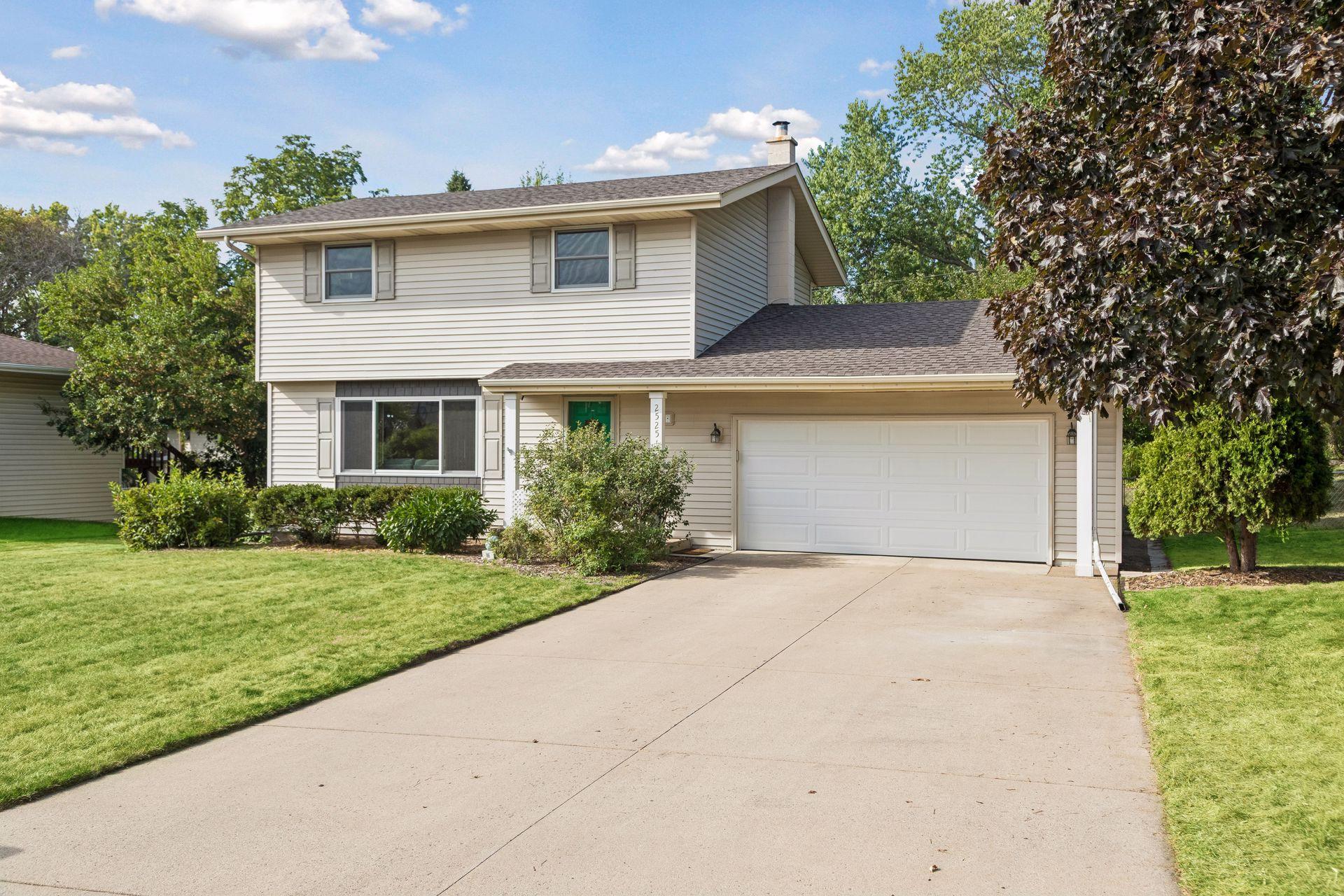 2525 Blomquist Avenue