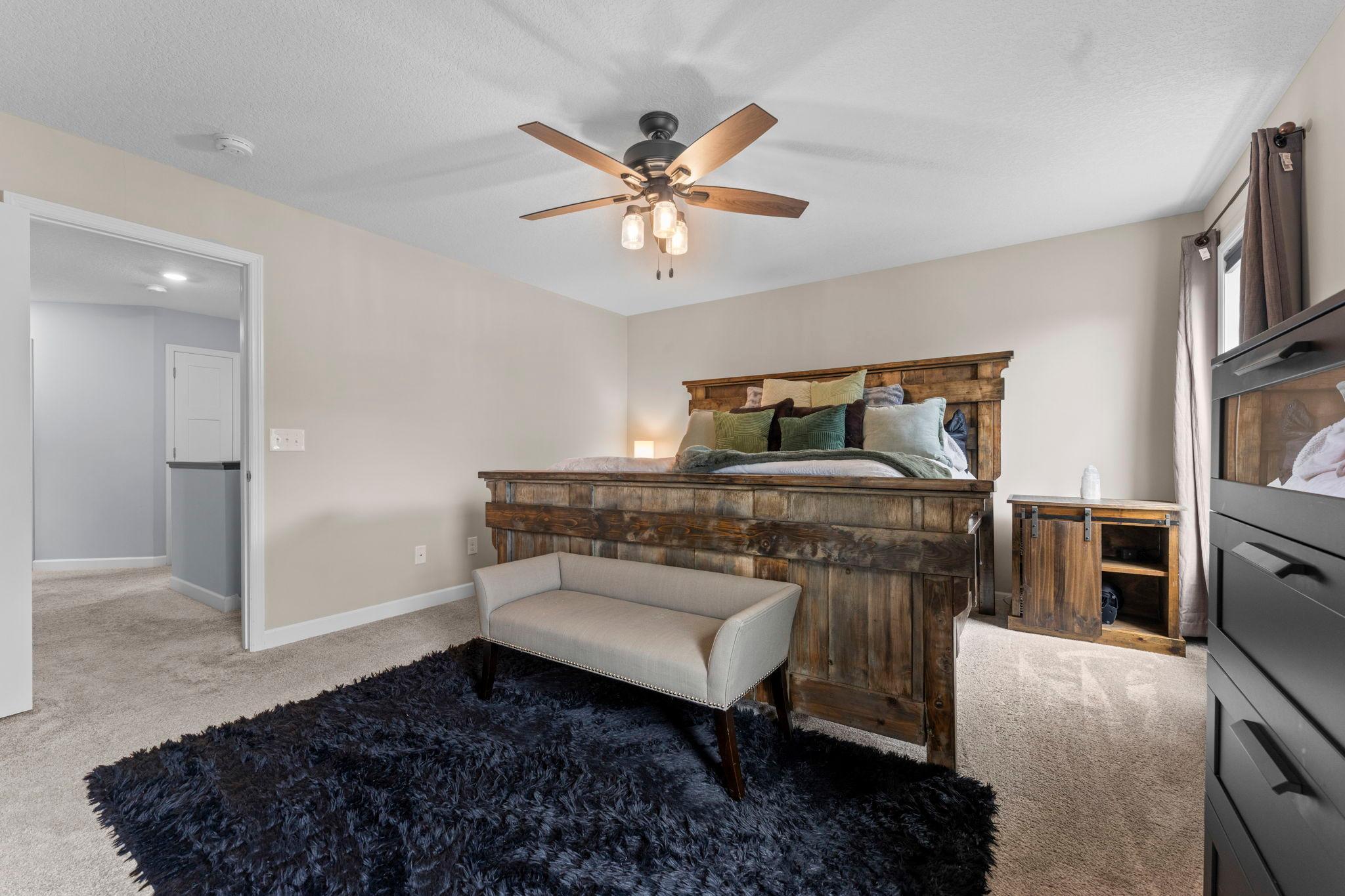 1420 Summit Court