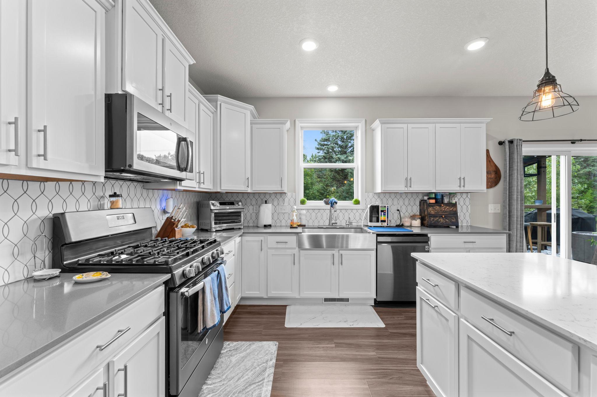 1420 Summit Court