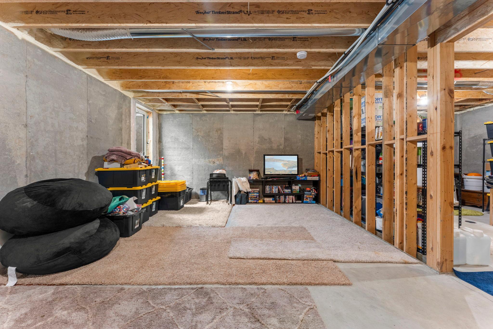 1420 Summit Court