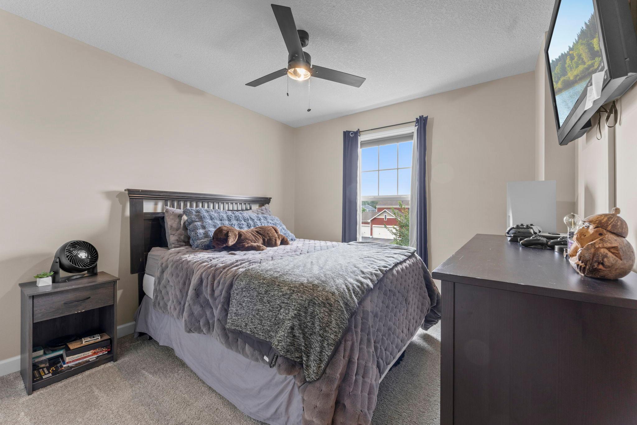1420 Summit Court