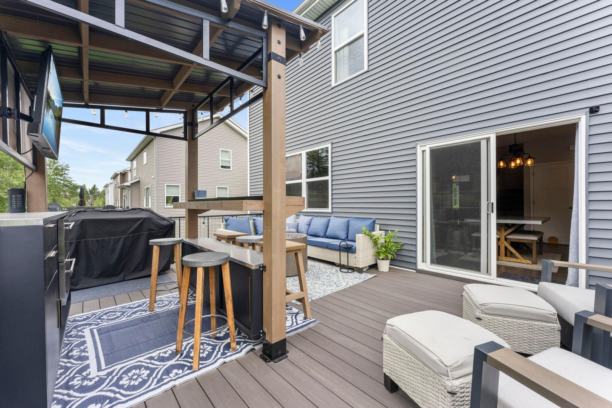 1420 Summit Court
