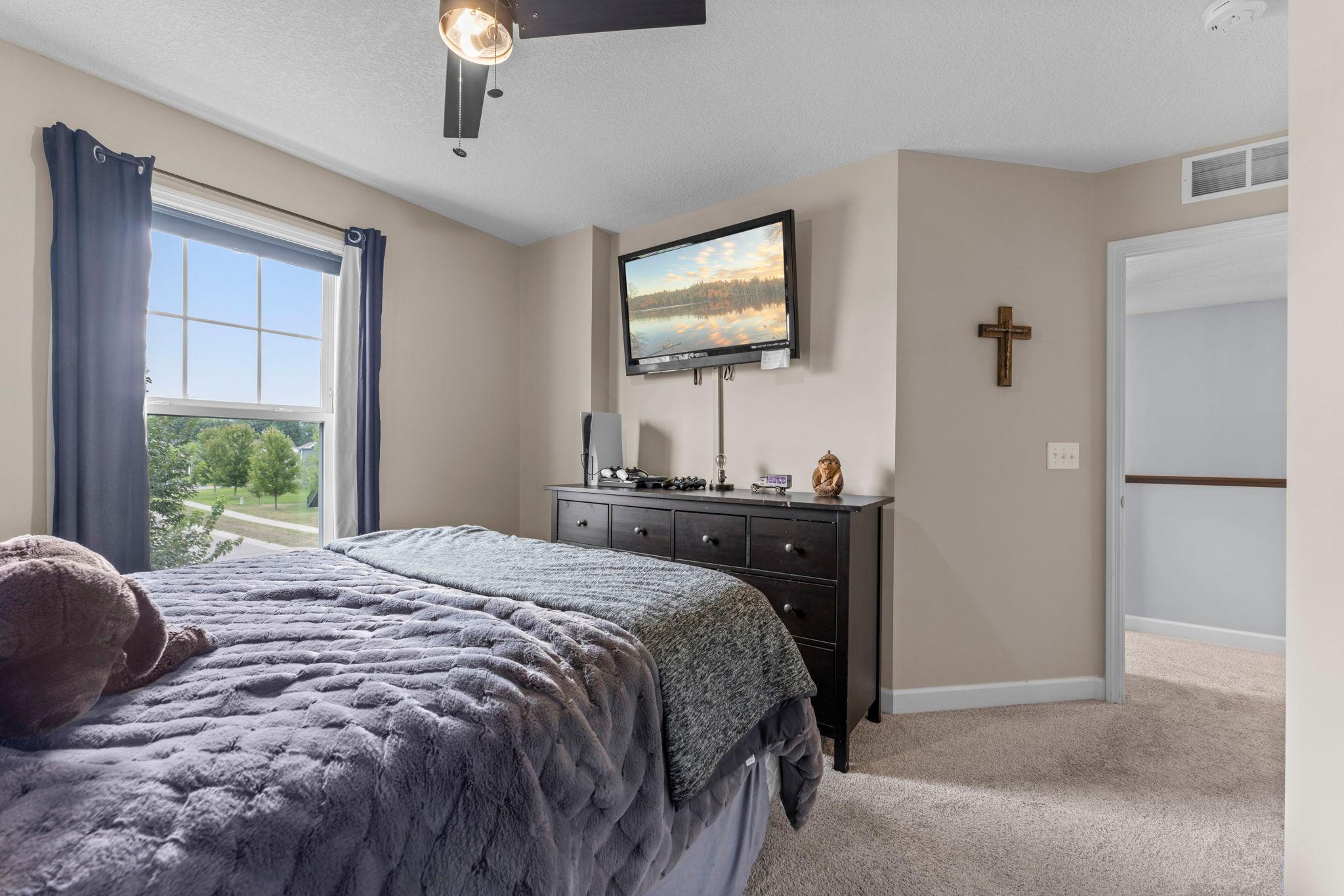 1420 Summit Court