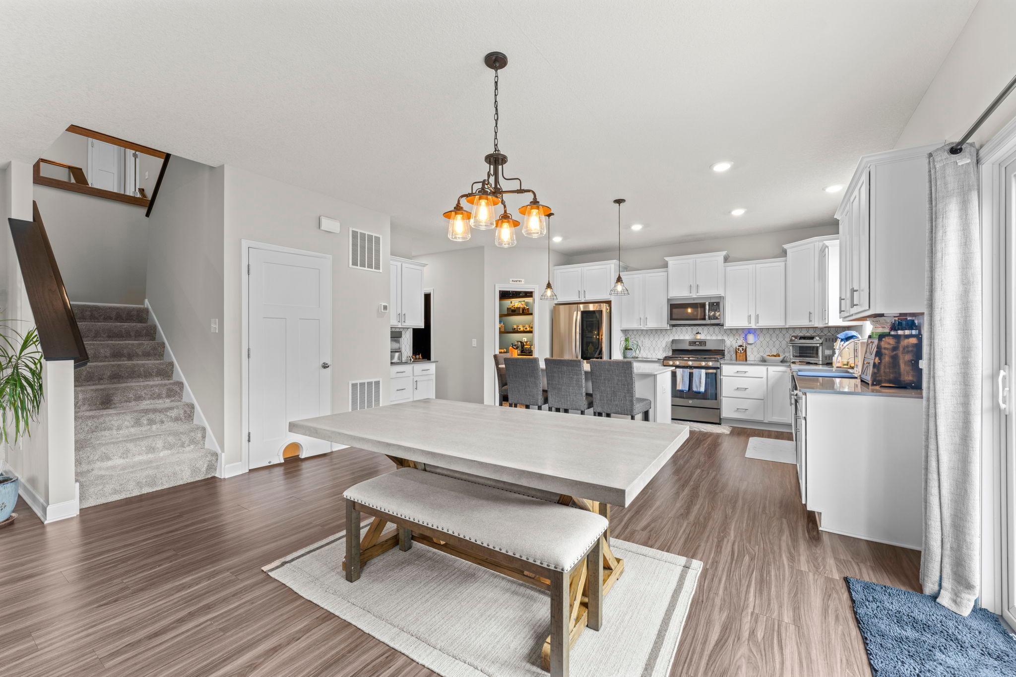 1420 Summit Court