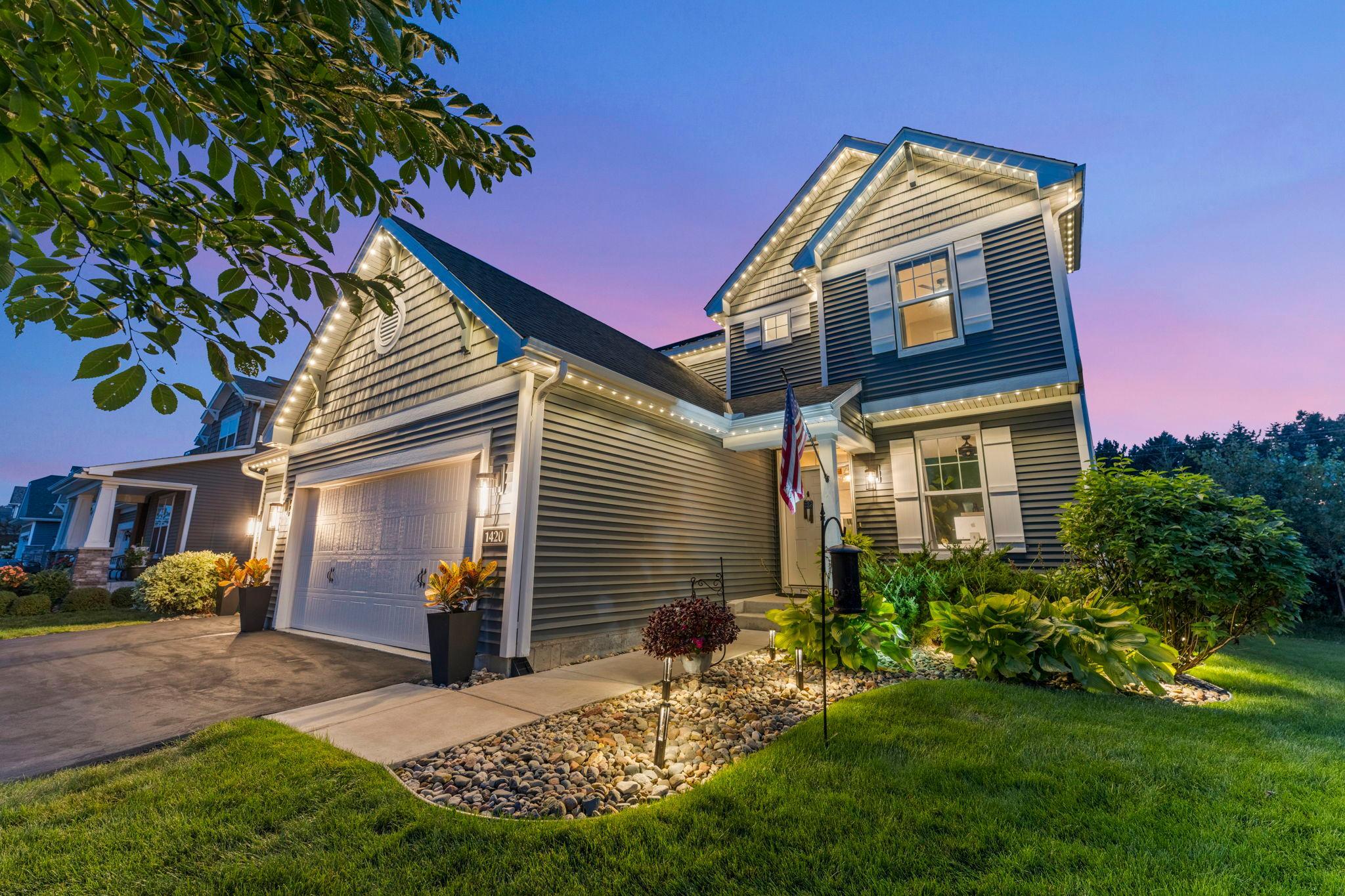 1420 Summit Court