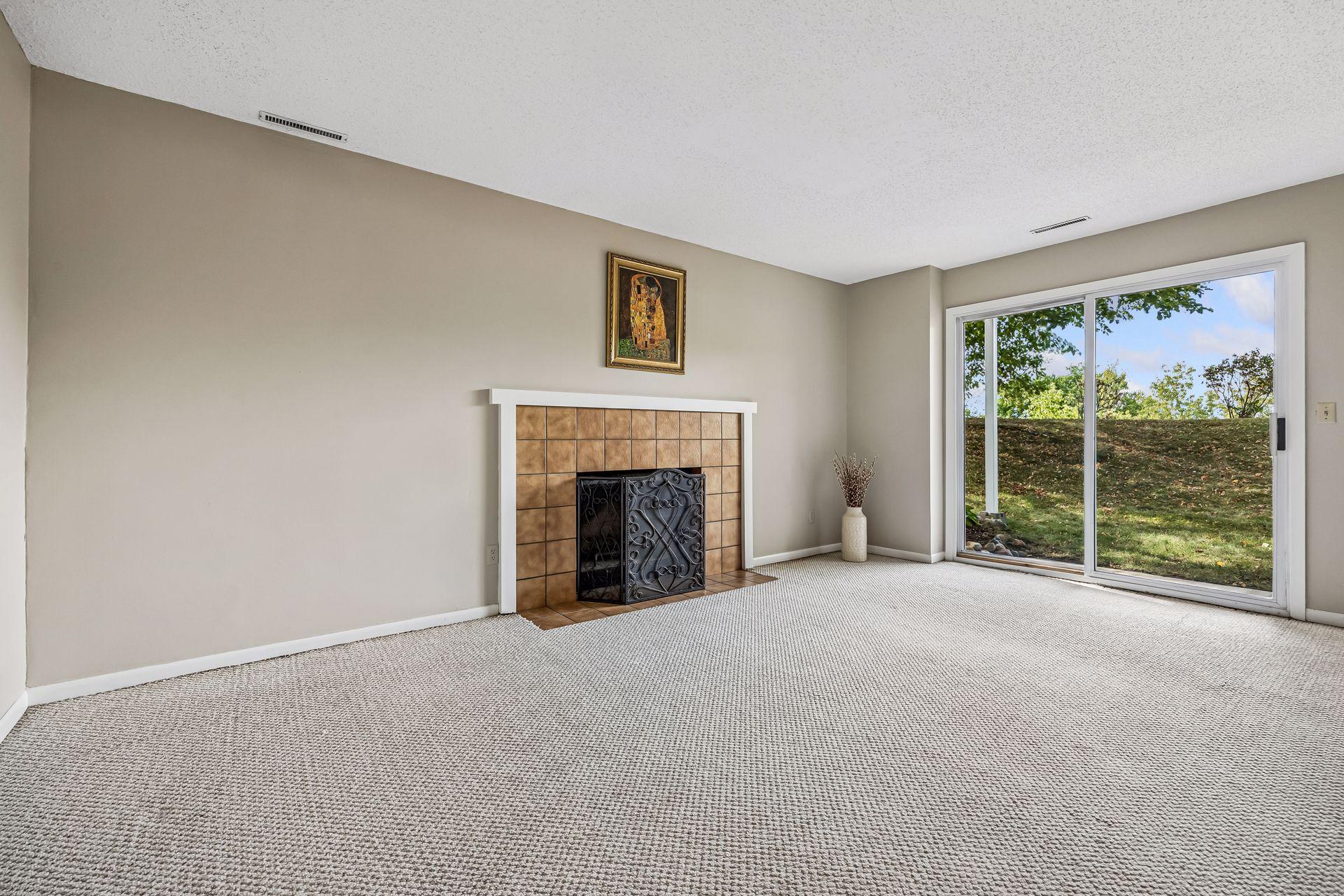 5225 Beachside Drive