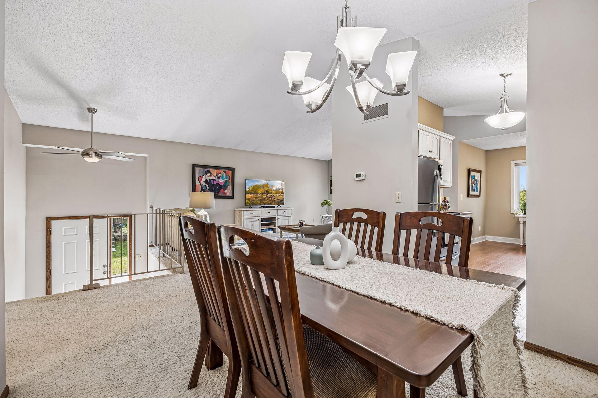 5225 Beachside Drive