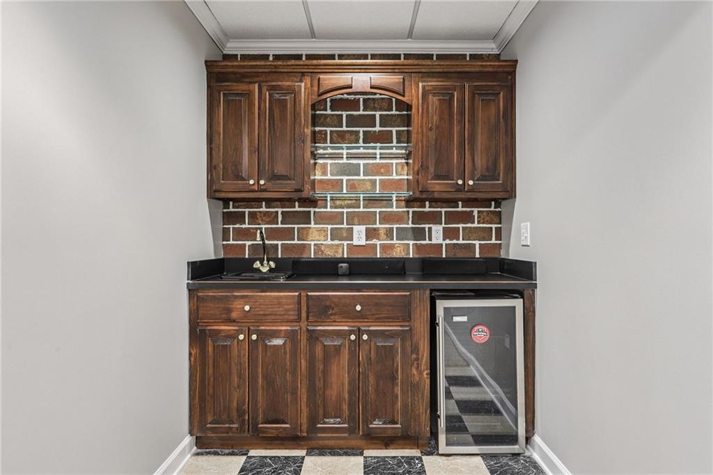 1306 Annapolis Way
