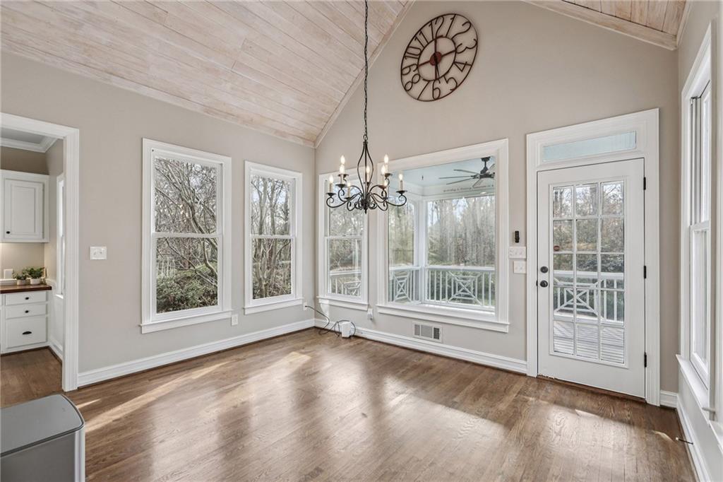 1306 Annapolis Way
