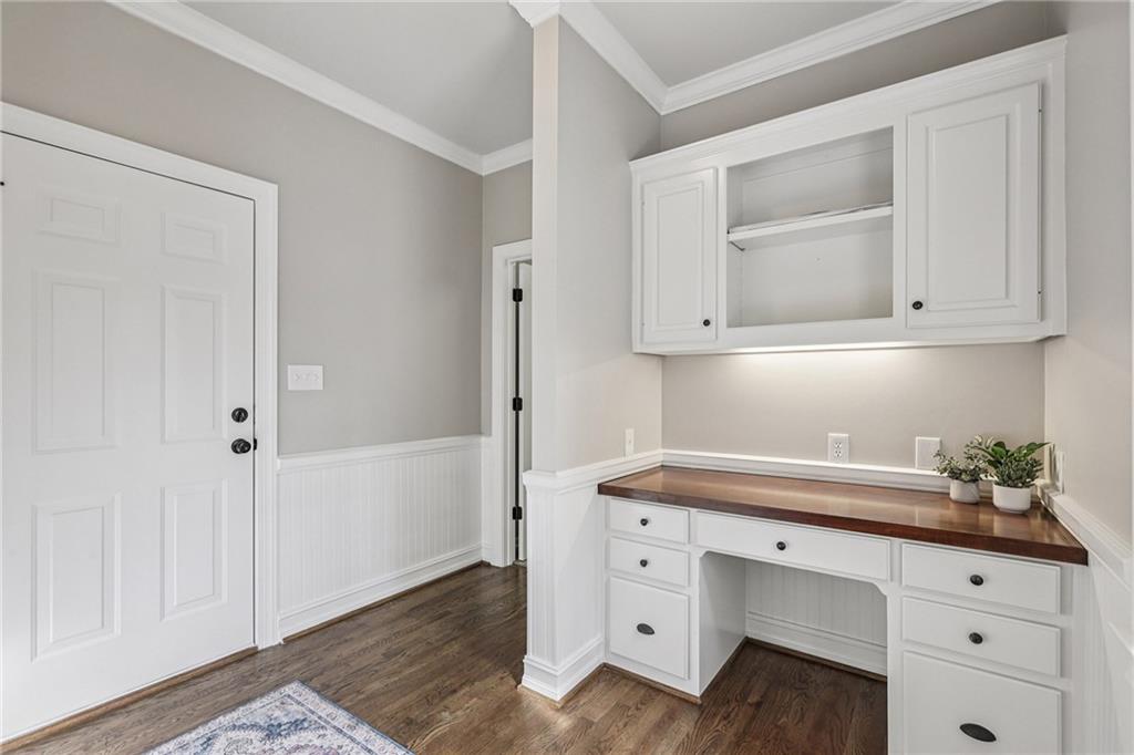 1306 Annapolis Way