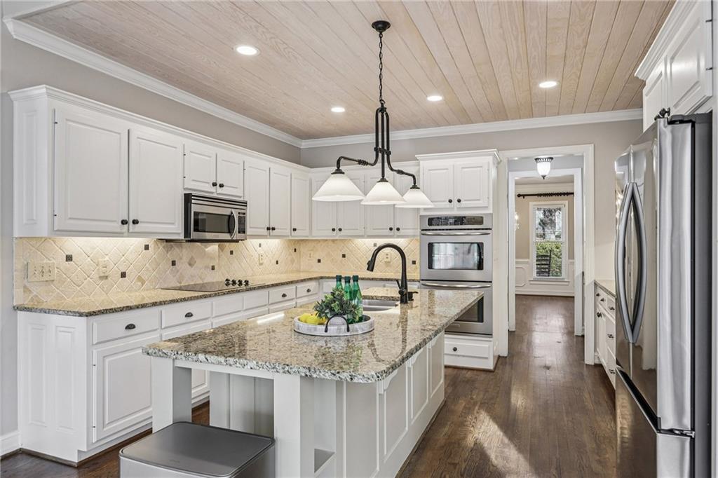 1306 Annapolis Way