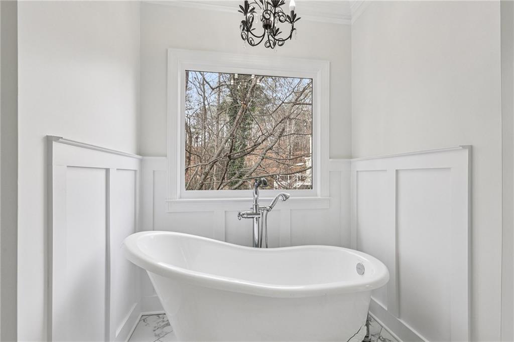 1306 Annapolis Way