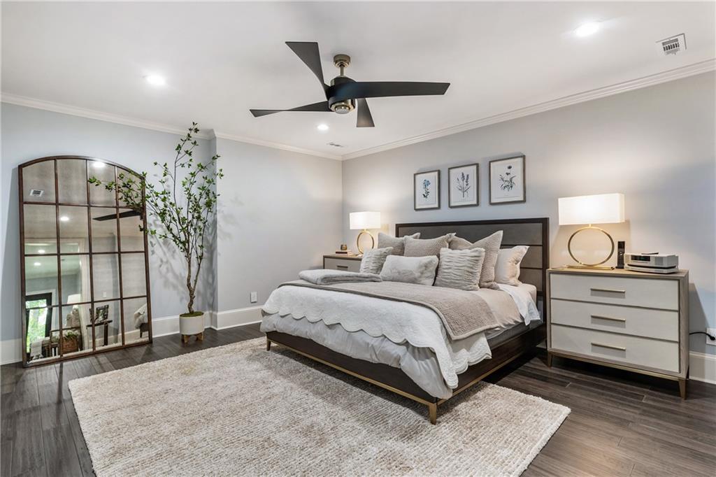 15595 Birmingham Highway