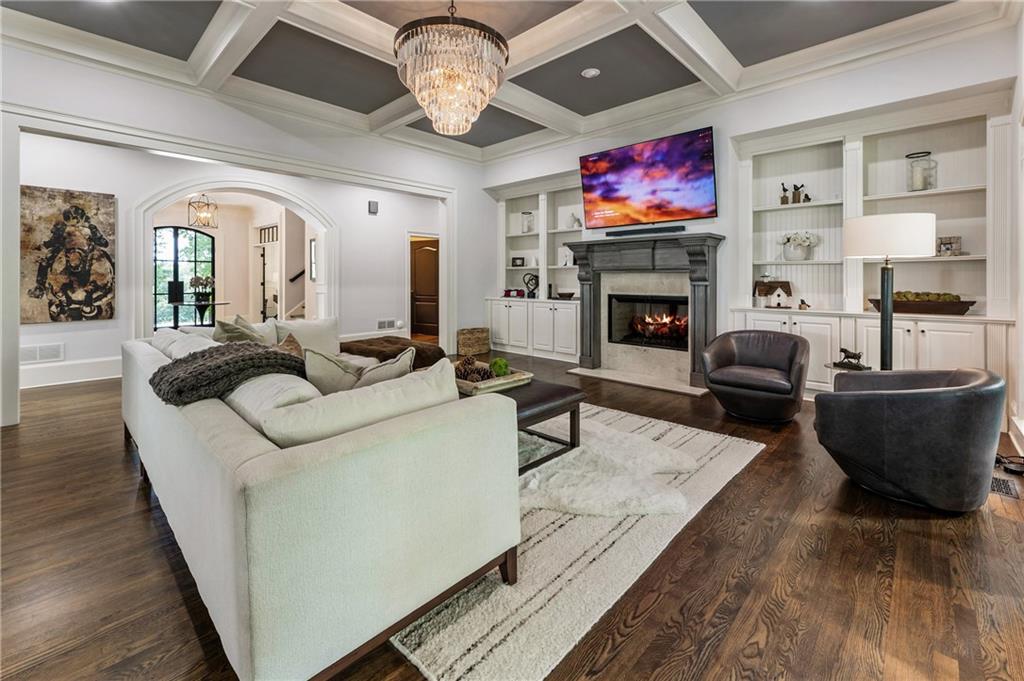 15595 Birmingham Highway