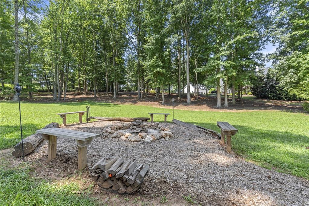 15595 Birmingham Highway