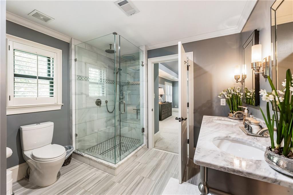 15595 Birmingham Highway