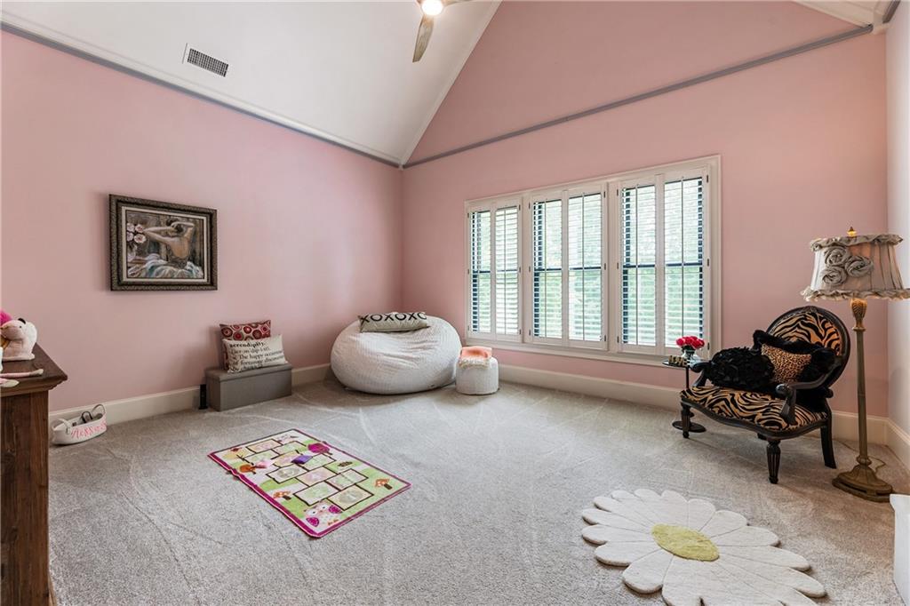 15595 Birmingham Highway