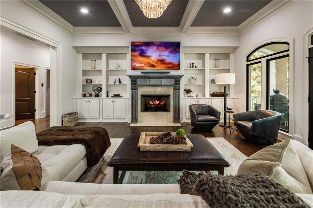 15595 Birmingham Highway