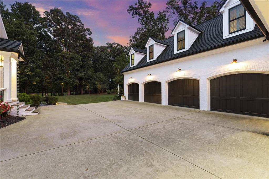 15595 Birmingham Highway