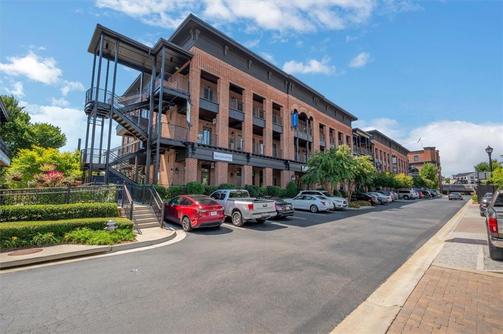 15595 Birmingham Highway