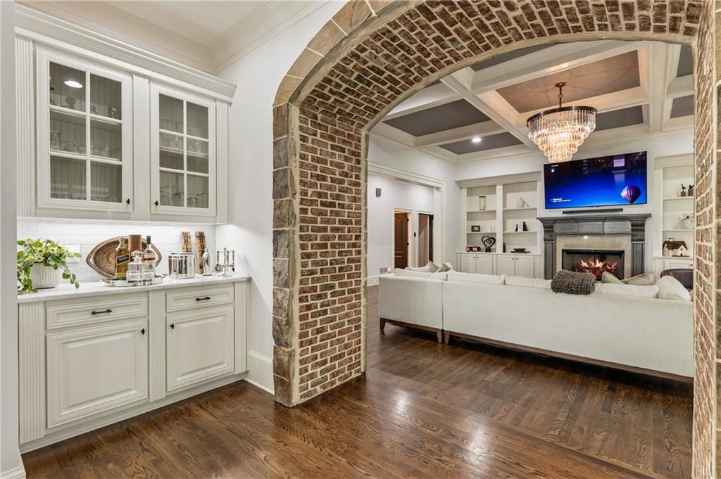 15595 Birmingham Highway