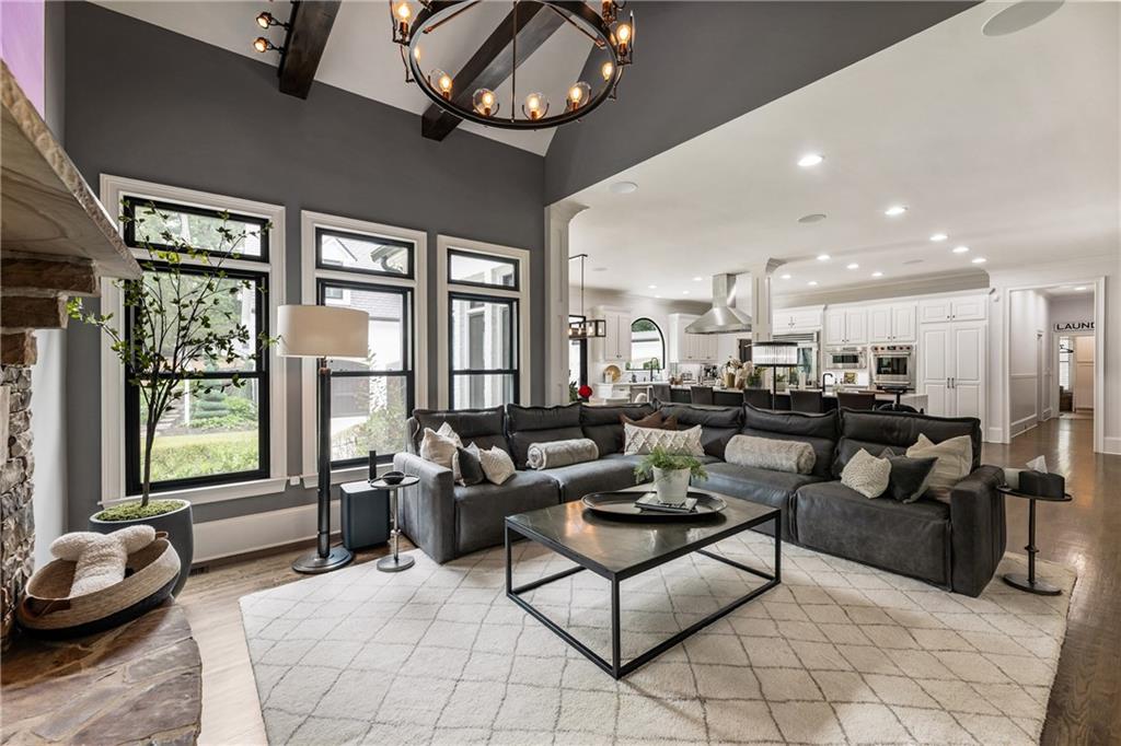 15595 Birmingham Highway