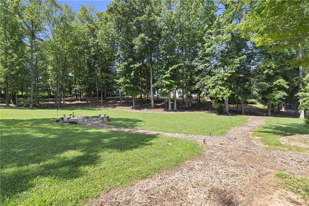 15595 Birmingham Highway