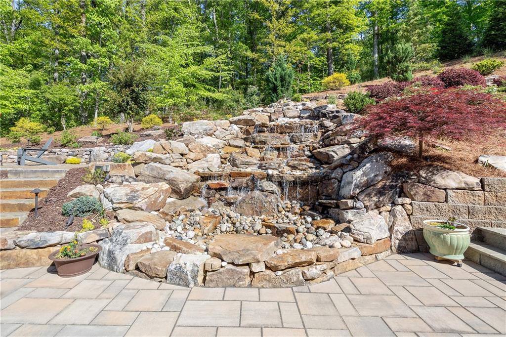155 Horizon Hill