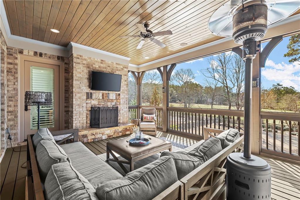 10145 Cedar Ridge Drive
