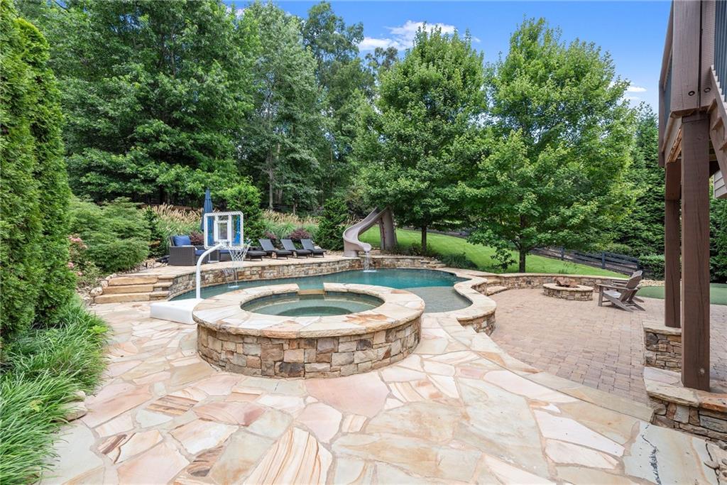 12902 Donegal Lane