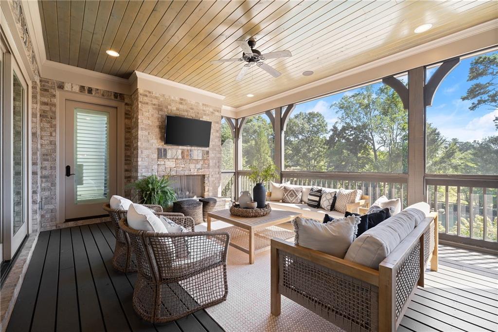 10145 Cedar Ridge Drive