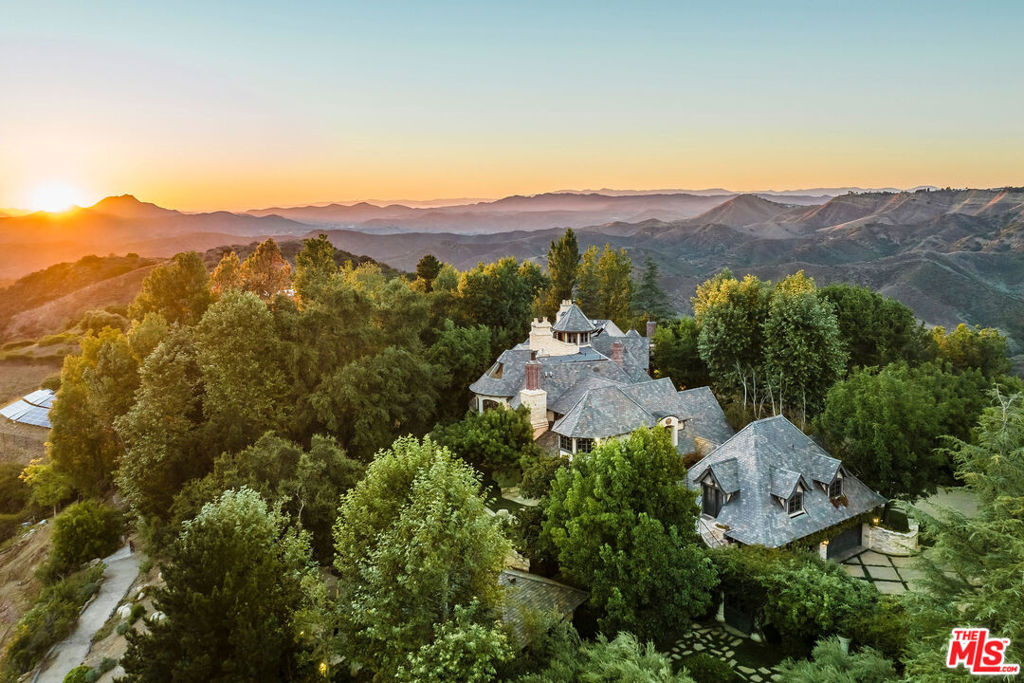 25010 Thousand Peaks Road