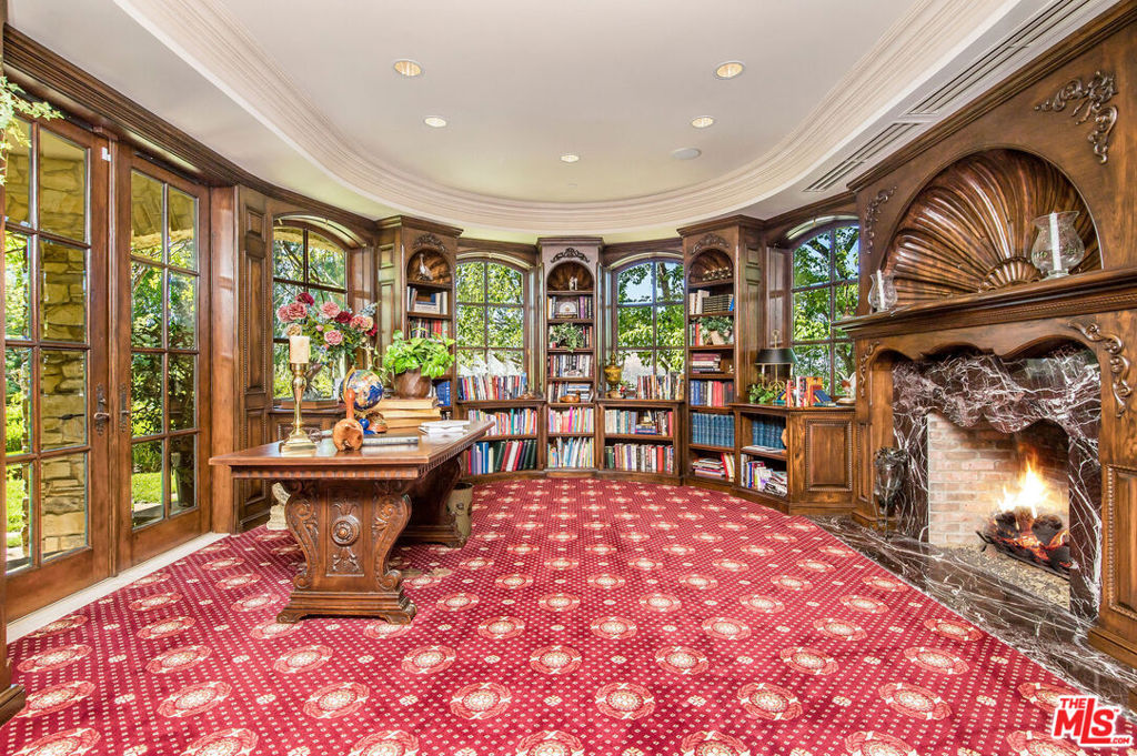 25010 Thousand Peaks Road