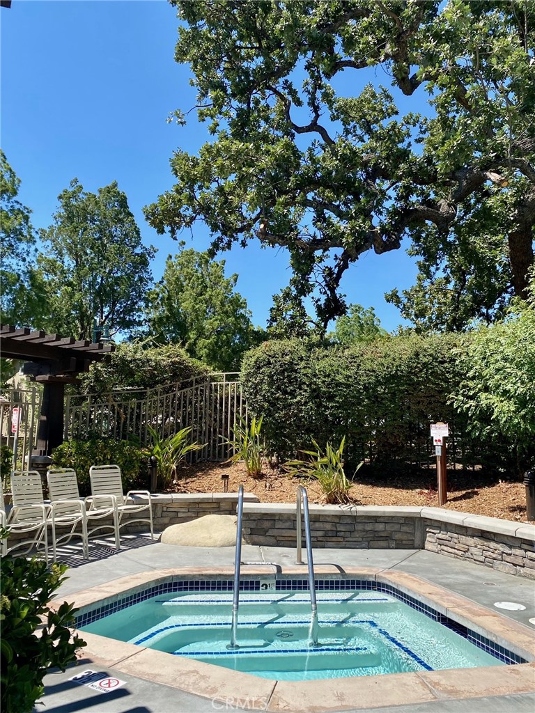 27037 Big Rapids Loop Unit: 3