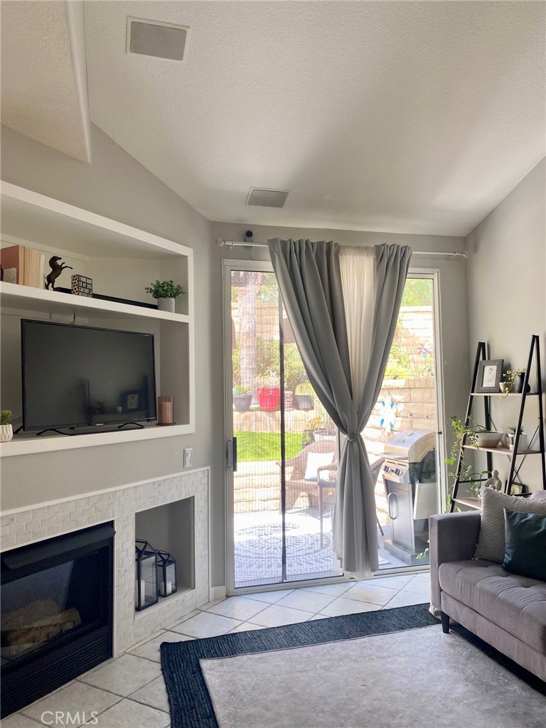 27037 Big Rapids Loop Unit: 3