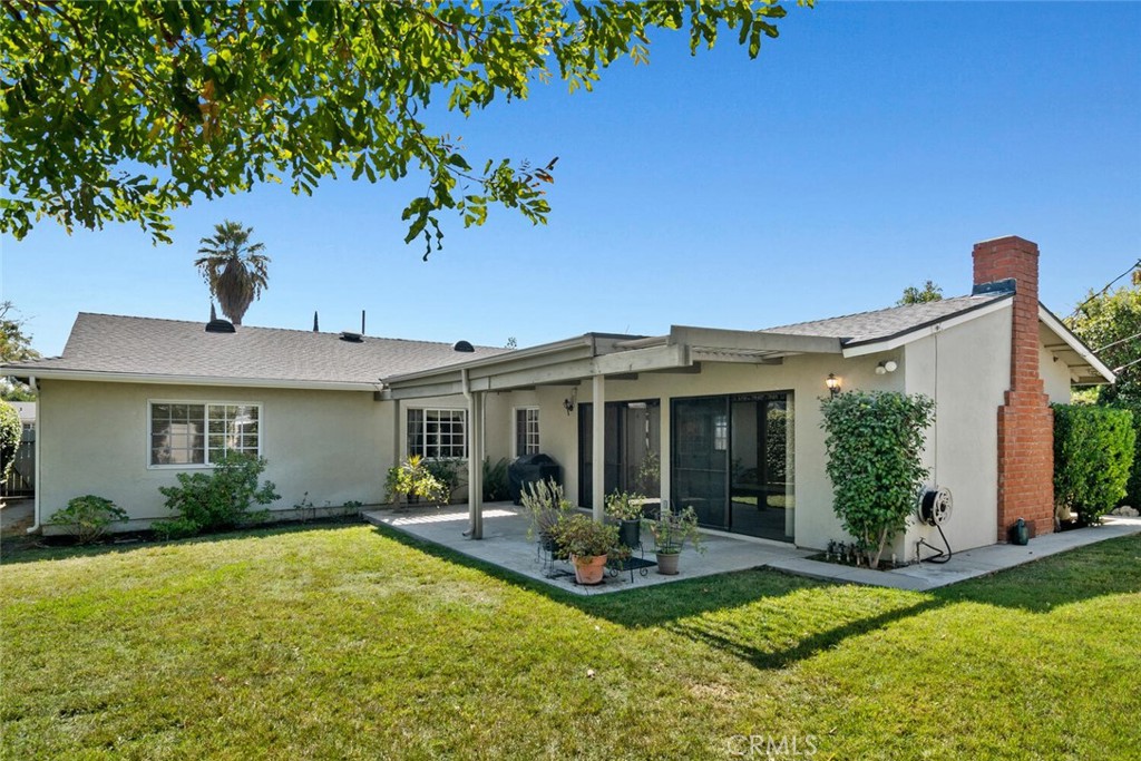 23309 Gilmore Street