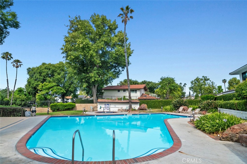 31525 Lindero Canyon Road 6